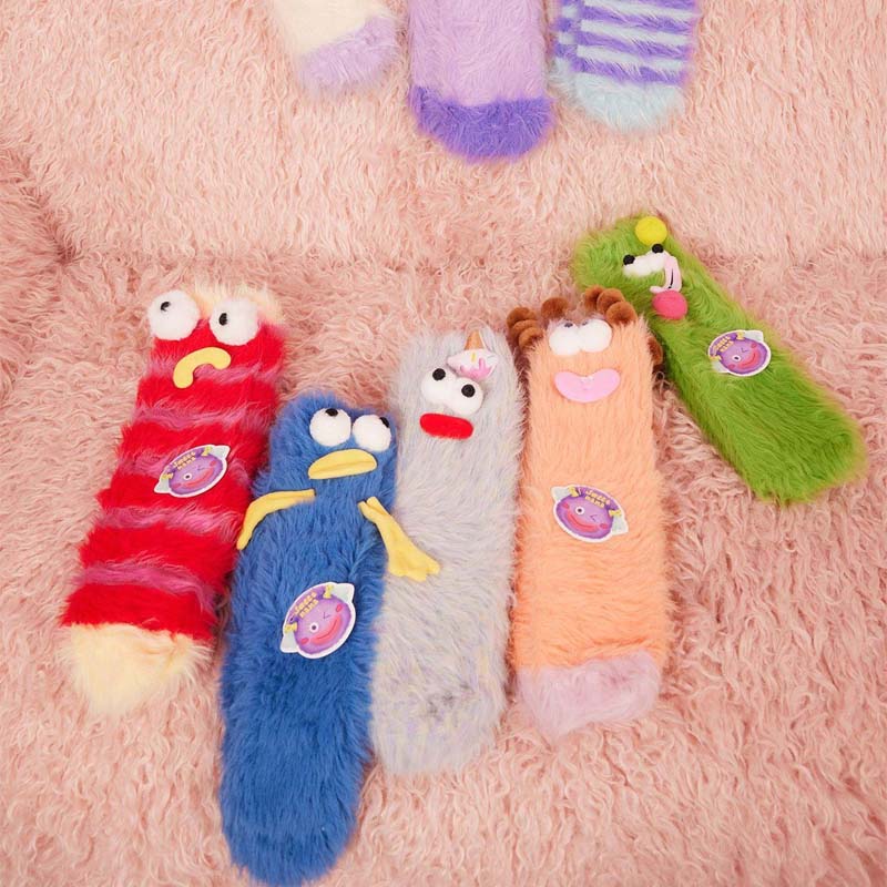 Coral velvet three-dimensional quirky socks - Image 9